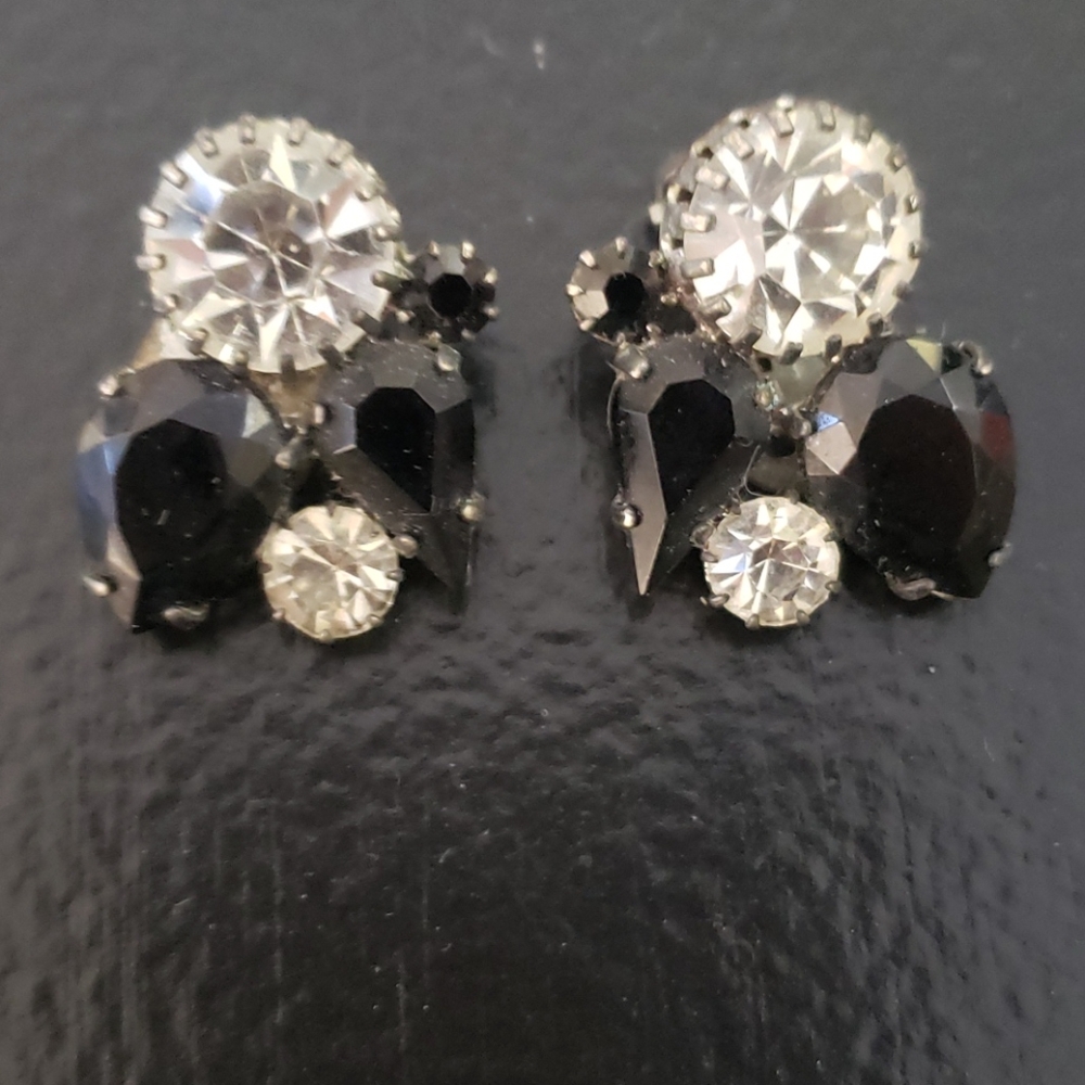 Vintage Rhinestone & Black Clip On Earrings